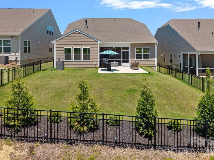 1969 Copper Path Drive, Fort Mill, SC 29715.  MLS# CAR4390791, YatesRealty ID 31699. 