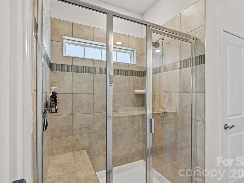 1969 Copper Path Drive, Fort Mill, SC 29715.  MLS# CAR4390791, YatesRealty ID 31699. Primary bath