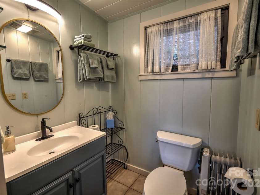 440 Smokey Vista Drive, Bryson City, NC 28713.  MLS# CAR4206020, YatesRealty ID 317. 