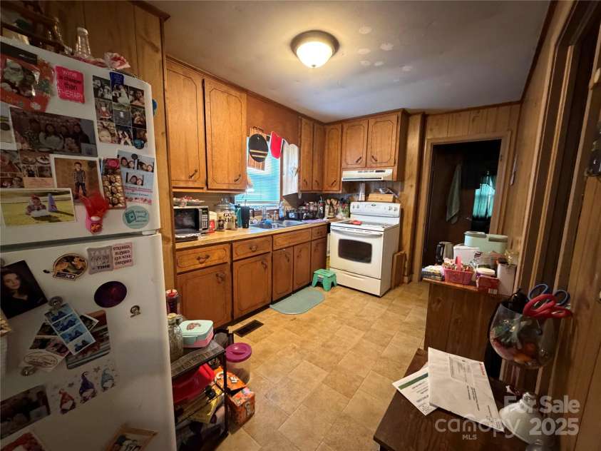 928 Bost Street, Albemarle, NC 28001.  MLS# CAR4319015, YatesRealty ID 317. 