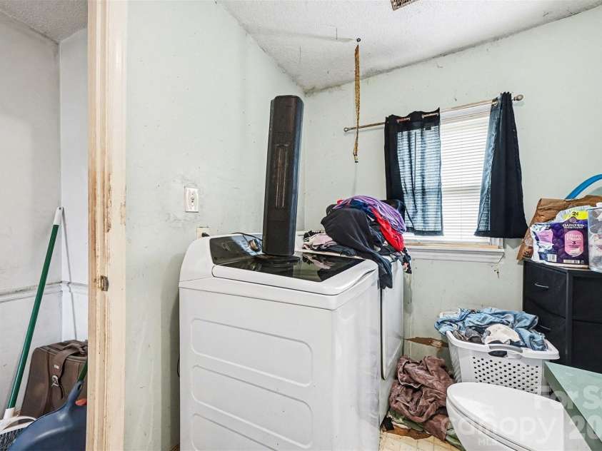 1477 Flat Creek Road, Lancaster, SC 29720.  MLS# CAR4334461, YatesRealty ID 3170. 