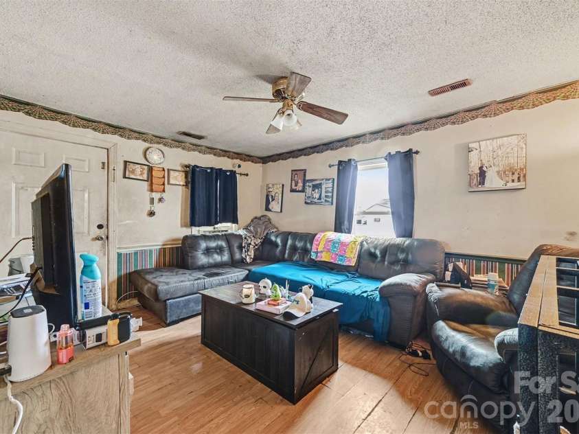 1477 Flat Creek Road, Lancaster, SC 29720.  MLS# CAR4334461, YatesRealty ID 3170. 