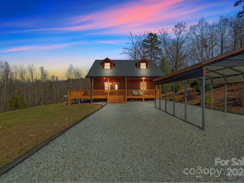176 Mystic Ridge, Union Mills, NC 28167.  MLS# CAR4233605, YatesRealty ID 3170. 