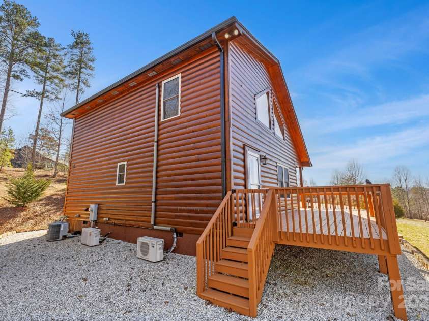 176 Mystic Ridge, Union Mills, NC 28167.  MLS# CAR4233605, YatesRealty ID 3170. 