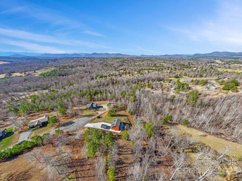 176 Mystic Ridge, Union Mills, NC 28167.  MLS# CAR4233605, YatesRealty ID 3170. 