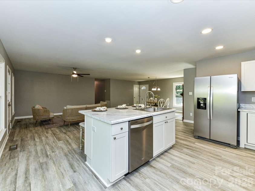 5509 Morgan Mill Road, Monroe, NC 28110.  MLS# CAR4436201, YatesRealty ID 3170. 