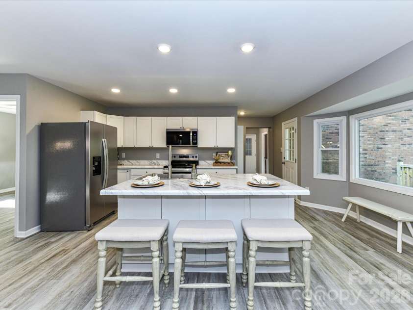 5509 Morgan Mill Road, Monroe, NC 28110.  MLS# CAR4436201, YatesRealty ID 3170. 
