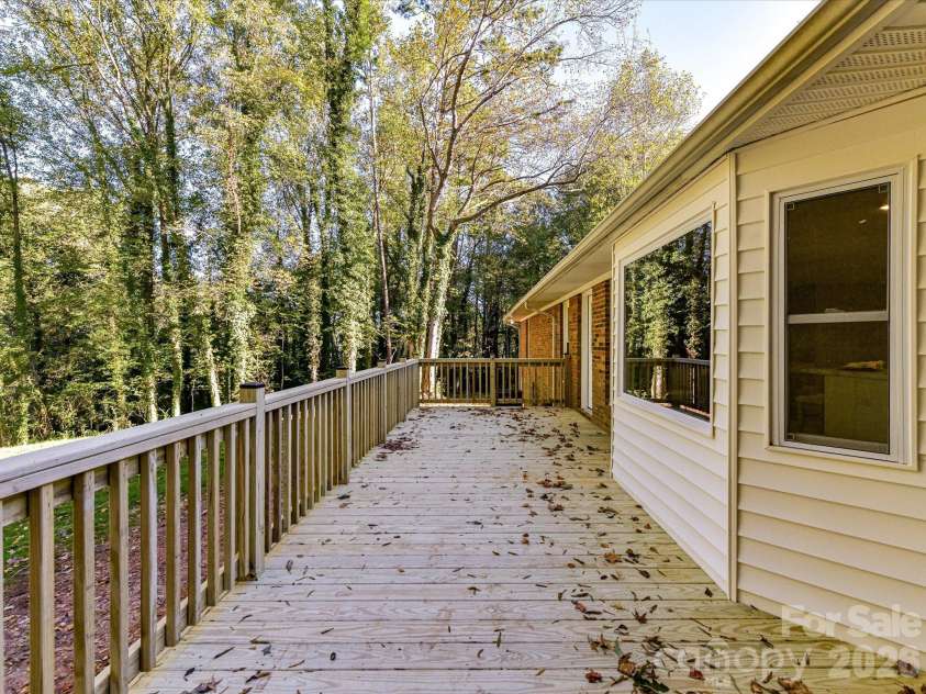 5509 Morgan Mill Road, Monroe, NC 28110.  MLS# CAR4436201, YatesRealty ID 3170. 
