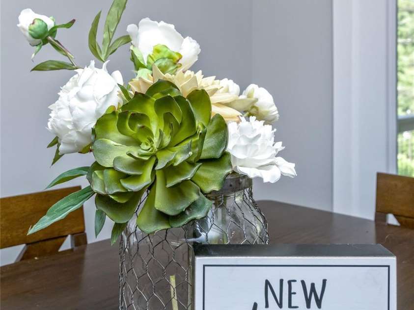 11 South Pine Drive, Weaverville, NC 28787.  MLS# CAR4274565, YatesRealty ID 31700. 