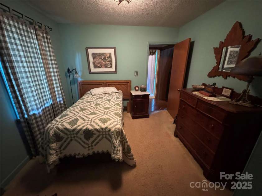 179 Mountainview Lane, Troy, NC 27371.  MLS# CAR4283240, YatesRealty ID 31701. 