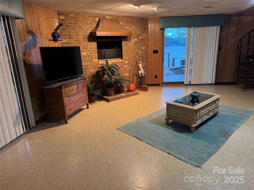179 Mountainview Lane, Troy, NC 27371.  MLS# CAR4283240, YatesRealty ID 31701. 