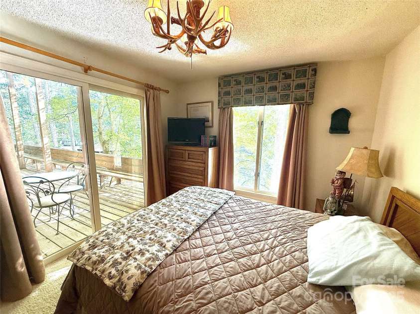 179 Mountainview Lane, Troy, NC 27371.  MLS# CAR4283240, YatesRealty ID 31701. 