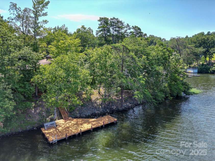 179 Mountainview Lane, Troy, NC 27371.  MLS# CAR4283240, YatesRealty ID 31701. 