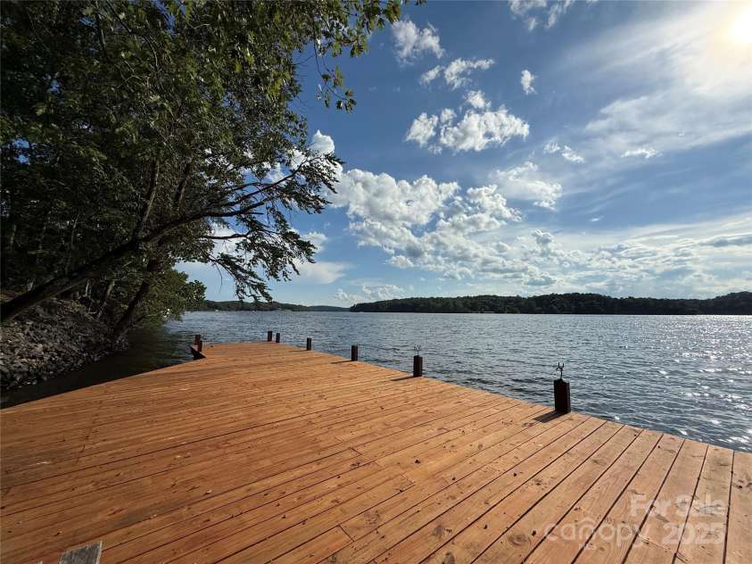 179 Mountainview Lane, Troy, NC 27371.  MLS# CAR4283240, YatesRealty ID 31701. 