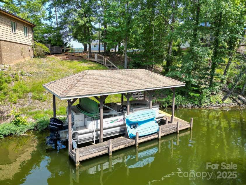 179 Mountainview Lane, Troy, NC 27371.  MLS# CAR4283240, YatesRealty ID 31701. 