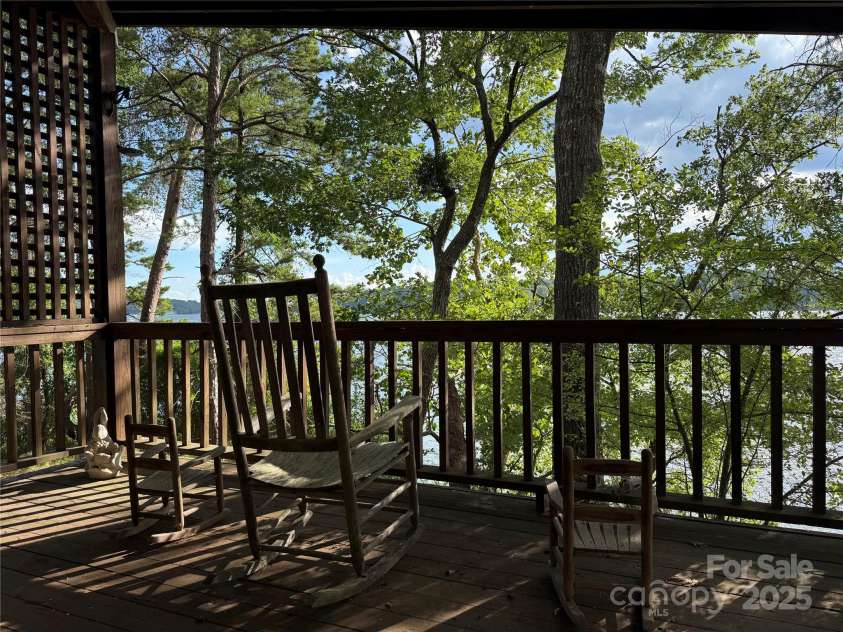 179 Mountainview Lane, Troy, NC 27371.  MLS# CAR4283240, YatesRealty ID 31701. 