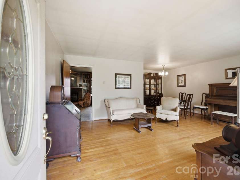 635 Fieldstone Road, Mooresville, NC 28115.  MLS# CAR4389482, YatesRealty ID 31701. 