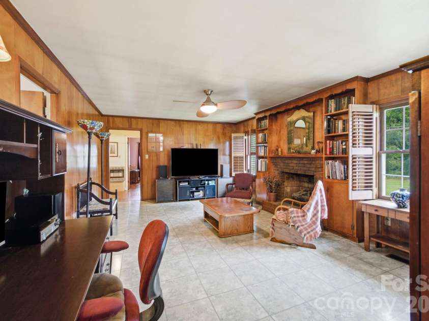 635 Fieldstone Road, Mooresville, NC 28115.  MLS# CAR4389482, YatesRealty ID 31701. 