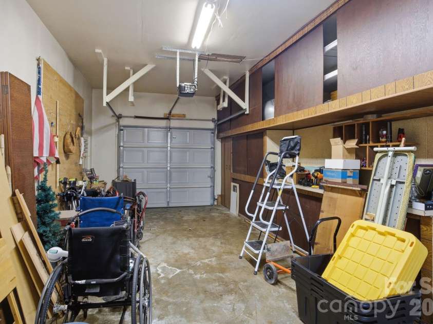 635 Fieldstone Road, Mooresville, NC 28115.  MLS# CAR4389482, YatesRealty ID 31701. 
