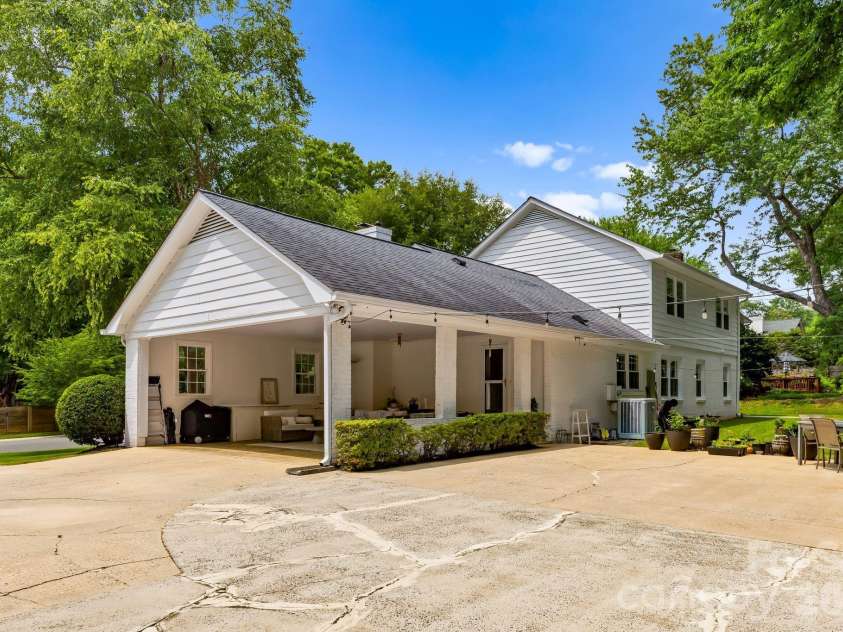 6620 Newhall Road, Charlotte, NC 28270.  MLS# CAR4391690, YatesRealty ID 31702. 