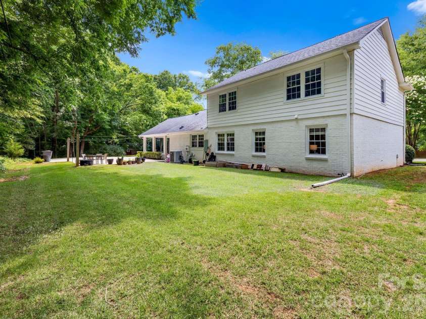6620 Newhall Road, Charlotte, NC 28270.  MLS# CAR4391690, YatesRealty ID 31702. 