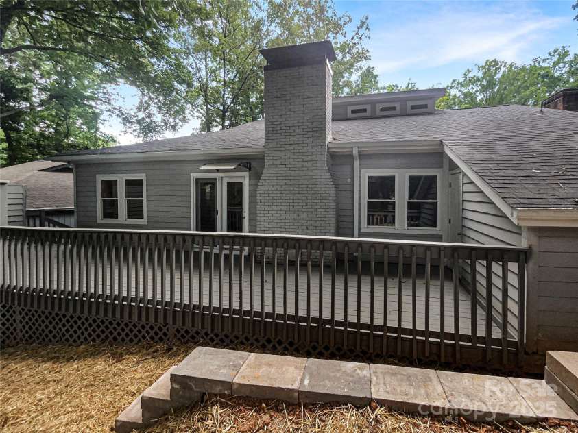 27 Quayside Court, Clover, SC 29710.  MLS# CAR4274429, YatesRealty ID 31703. 