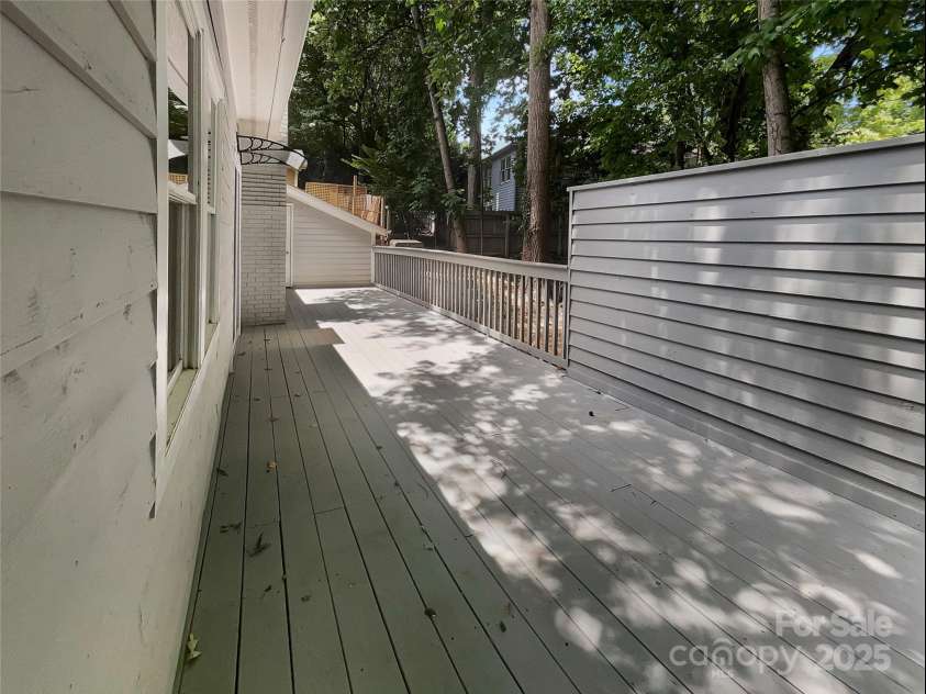 27 Quayside Court, Clover, SC 29710.  MLS# CAR4274429, YatesRealty ID 31703. 