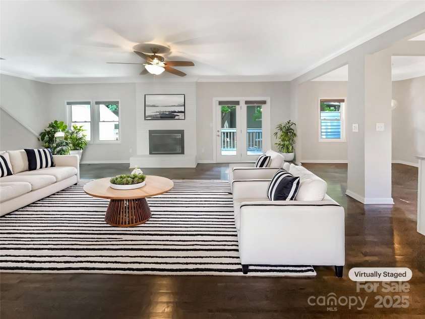 27 Quayside Court, Clover, SC 29710.  MLS# CAR4274429, YatesRealty ID 31703. Staged Photo