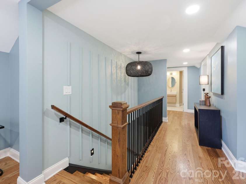 327 Campus Street, Charlotte, NC 28216.  MLS# CAR4379740, YatesRealty ID 31703. 
