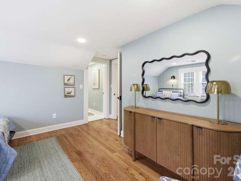 327 Campus Street, Charlotte, NC 28216.  MLS# CAR4379740, YatesRealty ID 31703. 