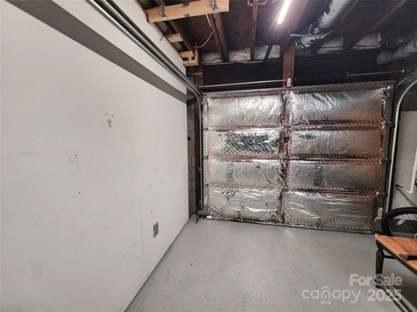 2019 Rhonda Drive, Gastonia, NC 28054.  MLS# CAR4289053, YatesRealty ID 31704. Garage door access