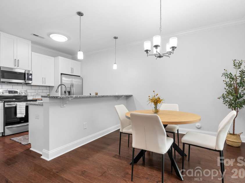 2617 Kendrick Avenue, Charlotte, NC 28269.  MLS# CAR4392189, YatesRealty ID 31705. 