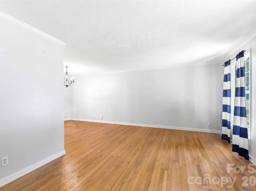 121 Summersby Street, Fort Mill, SC 29715.  MLS# CAR4388715, YatesRealty ID 31706. 