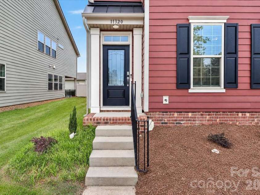 11320 Westbranch Parkway, Davidson, NC 28036.  MLS# CAR4392309, YatesRealty ID 31707. Front