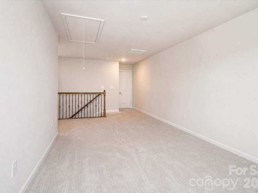 11320 Westbranch Parkway, Davidson, NC 28036.  MLS# CAR4392309, YatesRealty ID 31707. Loft