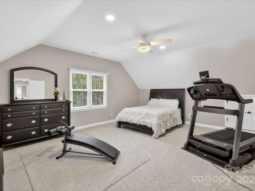4713 Hanging Ivy Drive, Charlotte, NC 28215.  MLS# CAR4290401, YatesRealty ID 31707. Bedroom / Bonus Room