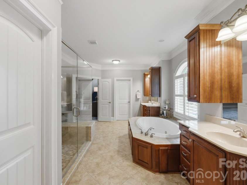 2702 Cecily Court, Waxhaw, NC 28173.  MLS# CAR4411799, YatesRealty ID 31708. 