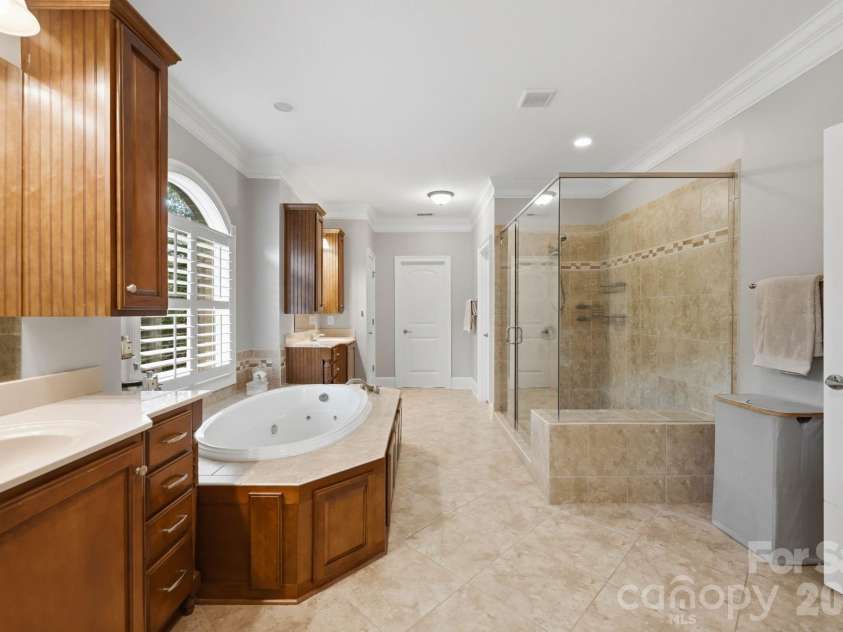 2702 Cecily Court, Waxhaw, NC 28173.  MLS# CAR4411799, YatesRealty ID 31708. 
