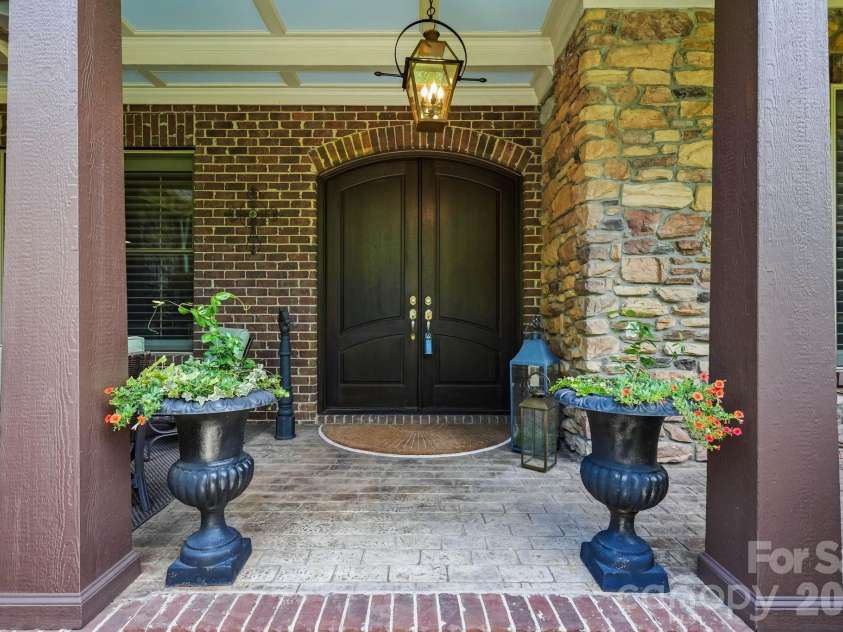 2702 Cecily Court, Waxhaw, NC 28173.  MLS# CAR4411799, YatesRealty ID 31708. 