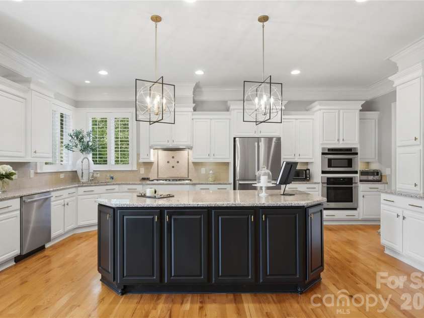 2702 Cecily Court, Waxhaw, NC 28173.  MLS# CAR4411799, YatesRealty ID 31708. 