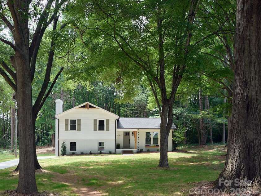 6115 Southern Lane, Salisbury, NC 28147.  MLS# CAR4291375, YatesRealty ID 31708. 