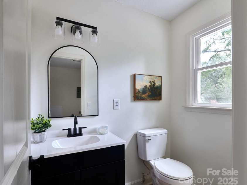 6115 Southern Lane, Salisbury, NC 28147.  MLS# CAR4291375, YatesRealty ID 31708. 