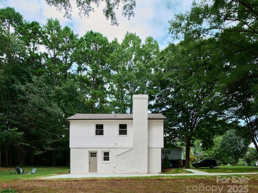 6115 Southern Lane, Salisbury, NC 28147.  MLS# CAR4291375, YatesRealty ID 31708. 
