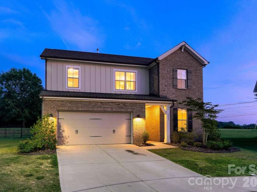1003 Yearden Lane, Monroe, NC 28110.  MLS# CAR4394155, YatesRealty ID 31709. 