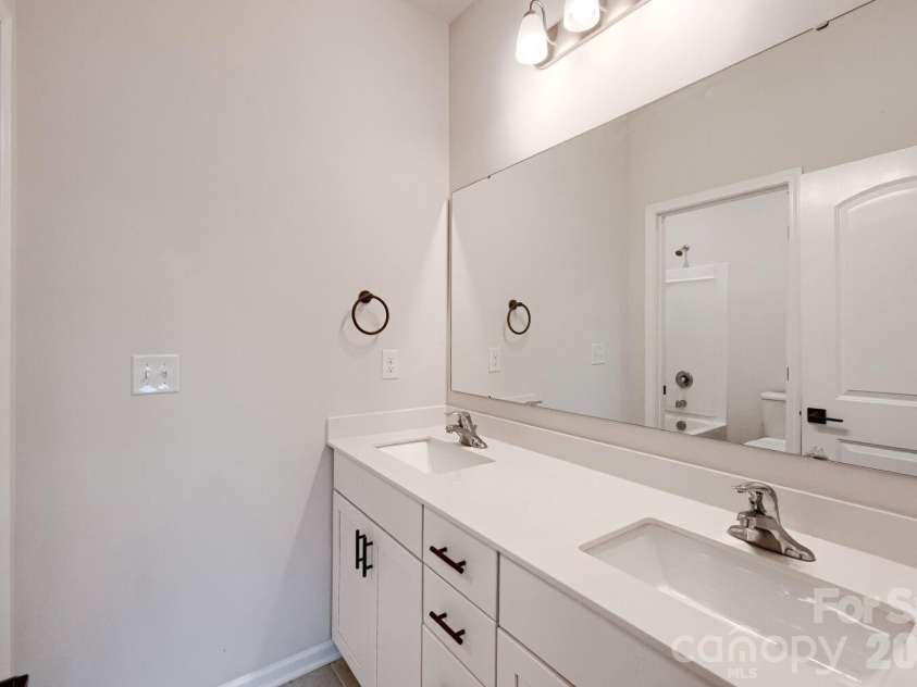 1003 Yearden Lane, Monroe, NC 28110.  MLS# CAR4394155, YatesRealty ID 31709. 