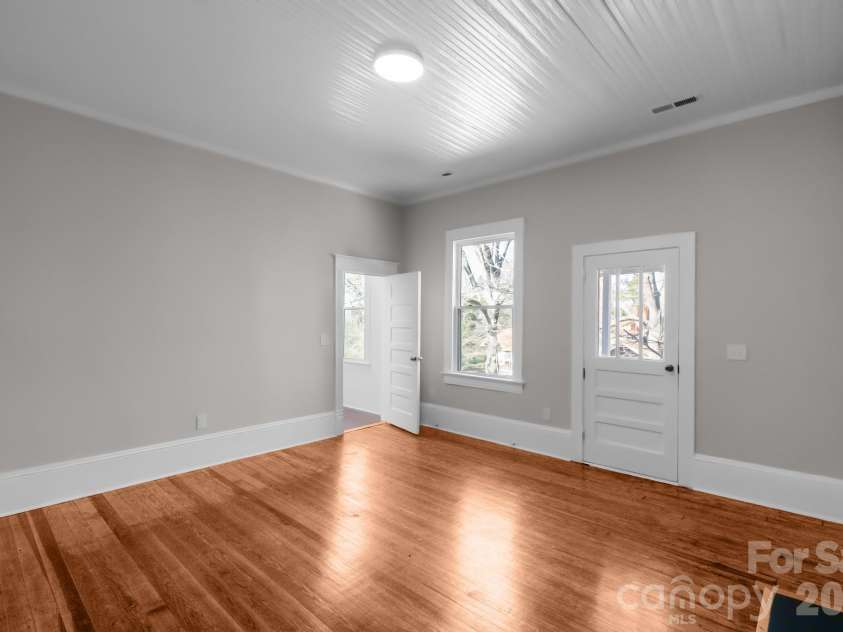 116 Rose Terrace, Wadesboro, NC 28170.  MLS# CAR4340709, YatesRealty ID 3171. Upper level bedroom with private balcony!