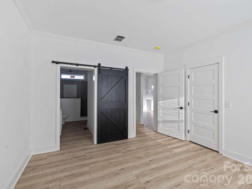 204 Southern Charm Road, Arden, NC 28704.  MLS# CAR4329406, YatesRealty ID 3171. 