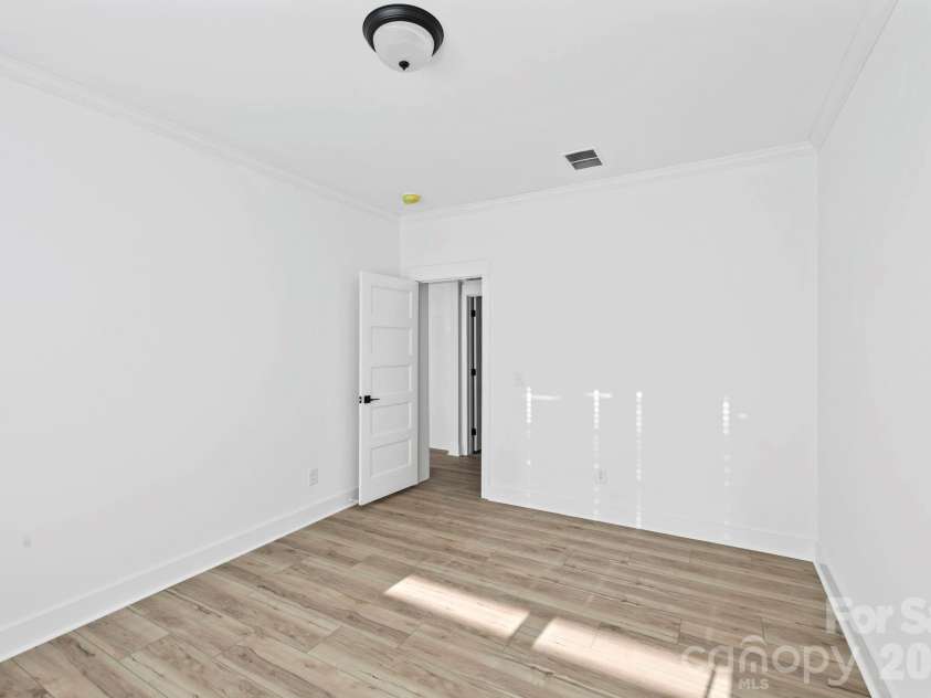 204 Southern Charm Road, Arden, NC 28704.  MLS# CAR4329406, YatesRealty ID 3171. 