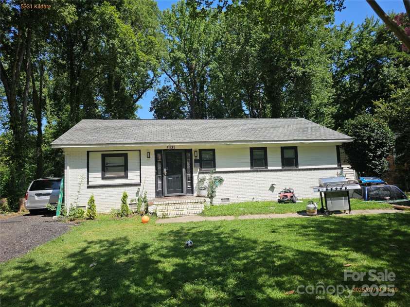 5331 Kildare Drive, Charlotte, NC 28215.  MLS# CAR4291061, YatesRealty ID 31710. 