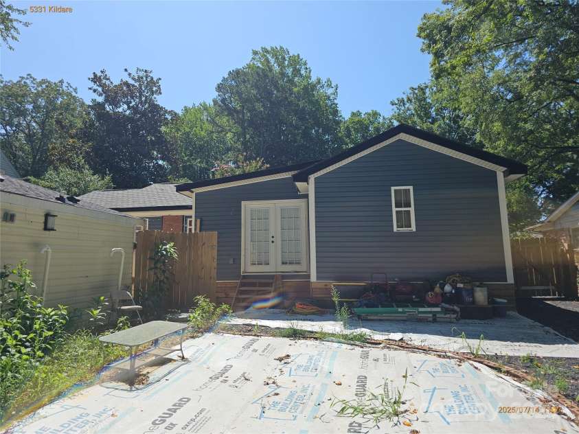 5331 Kildare Drive, Charlotte, NC 28215.  MLS# CAR4291061, YatesRealty ID 31710. 